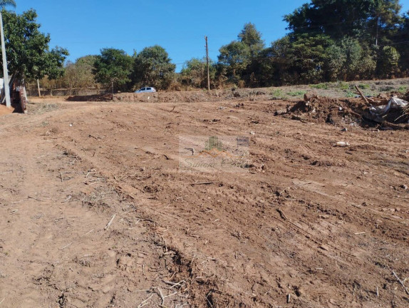 Imagem Terreno à Venda, 1 m² em Jardim Cananéia - Pilar Do Sul Imagem Terreno à Venda, 1 m² em Jardim Cananéia - Pilar Do Sul