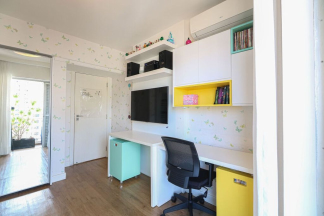 Imagem Imóvel com 4 Quartos à Venda, em Moema - São Paulo Imagem Imóvel com 4 Quartos à Venda, em Moema - São Paulo