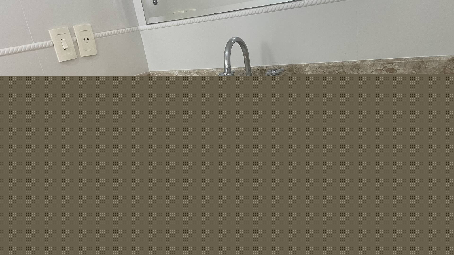 Imagem Casa com 3 Quartos à Venda, 220 m² em Jurerê - Florianópolis