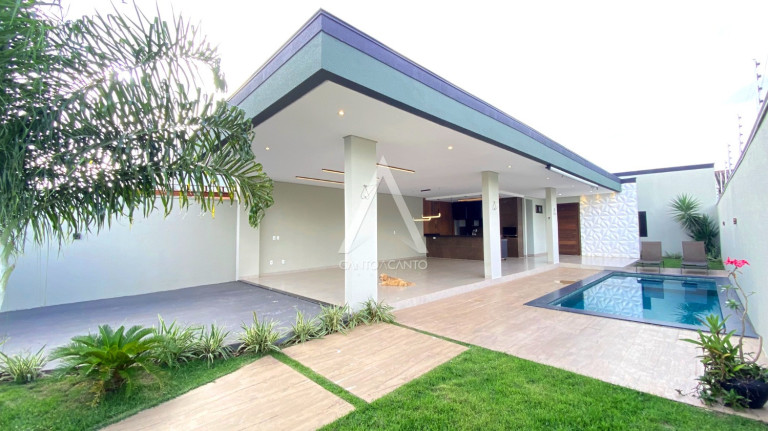Casa com 3 Quartos à Venda, 320 m² em Jardim Itália Iii - Sinop