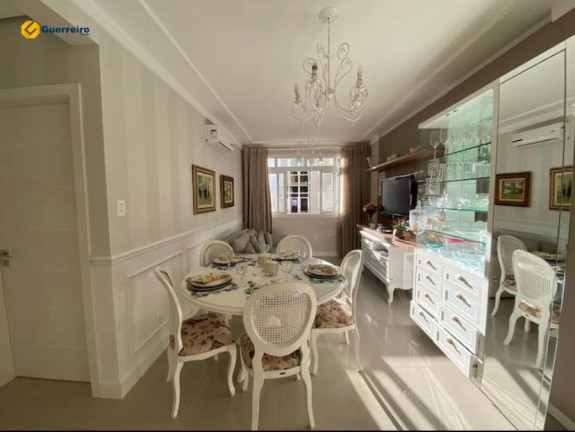 Imagem Apartamento com 2 Quartos à Venda, 66 m² em Centro - Florianópolis