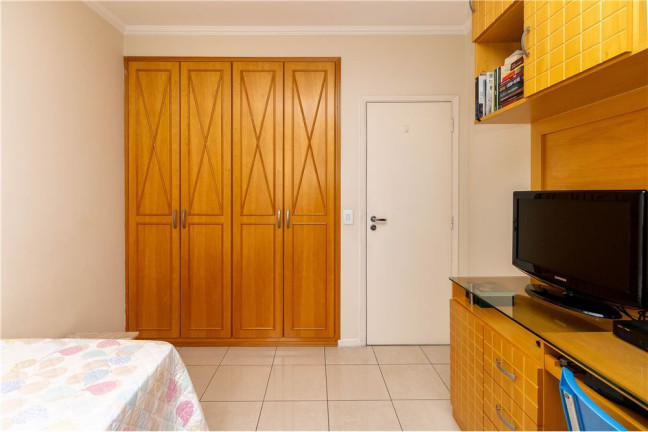 Imagem Imóvel com 3 Quartos à Venda, em Saúde - São Paulo Imagem Imóvel com 3 Quartos à Venda, em Saúde - São Paulo
