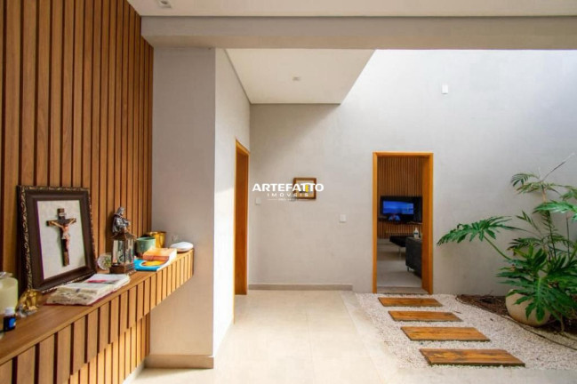 Imagem Imóvel com 3 Quartos à Venda, 2.500 m² em Centro - Cristais Paulista Imagem Imóvel com 3 Quartos à Venda, 2.500 m² em Centro - Cristais Paulista