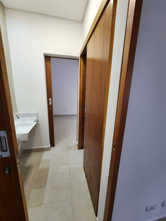 Imagem Casa com 3 Quartos à Venda, 250 m² em Vale Dos Cristais - Taubaté