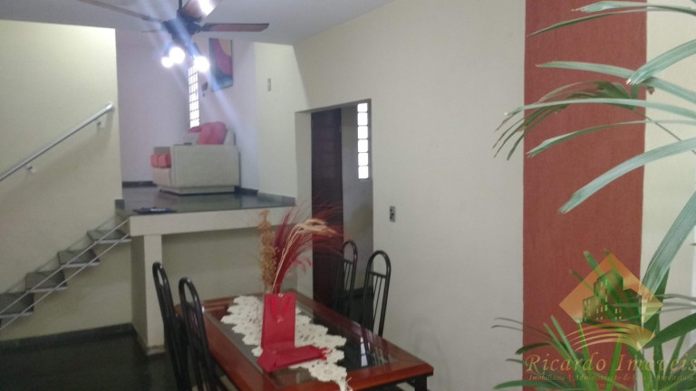 Imagem Casa com 4 Quartos à Venda, 288 m² em Vila Nogueira - Campinas Imagem Casa com 4 Quartos à Venda, 288 m² em Vila Nogueira - Campinas