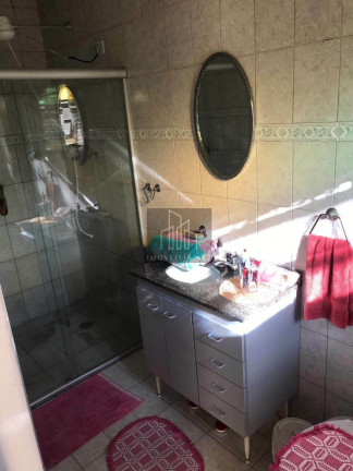 Imagem Casa com 3 Quartos à Venda, 250 m² em Vila Engenho Novo - Barueri Imagem Casa com 3 Quartos à Venda, 250 m² em Vila Engenho Novo - Barueri