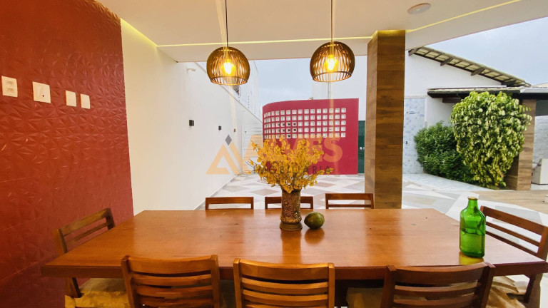 Imagem Casa com 3 Quartos à Venda, 300 m² em Cidade Nova - Feira De Santana