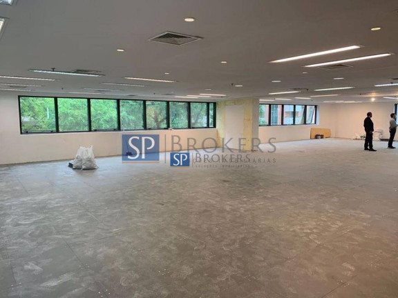 Sala Comercial para Alugar, 280 m² em Itaim Bibi - São Paulo