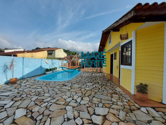 Casa com 4 Quartos à Venda, 174 m² em Massaguaçu - Caraguatatuba