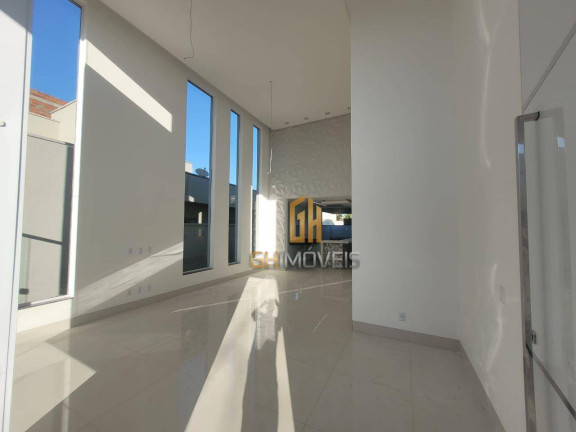 Imagem Casa com 4 Quartos à Venda, 197 m² em Jardins Lisboa - Goiânia Imagem Casa com 4 Quartos à Venda, 197 m² em Jardins Lisboa - Goiânia