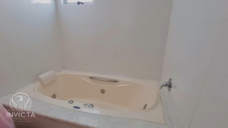 Imagem Apartamento com 3 Quartos à Venda, 260 m² em Barra Sul - Balneário Camboriú Imagem Apartamento com 3 Quartos à Venda, 260 m² em Barra Sul - Balneário Camboriú