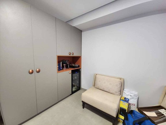 Imagem Casa com 3 Quartos à Venda, 303 m² em Golf Village - Carapicuíba