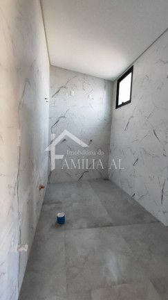 Imagem Sobrado com 3 Quartos à Venda, 191 m² em Saguaçu - Joinville
