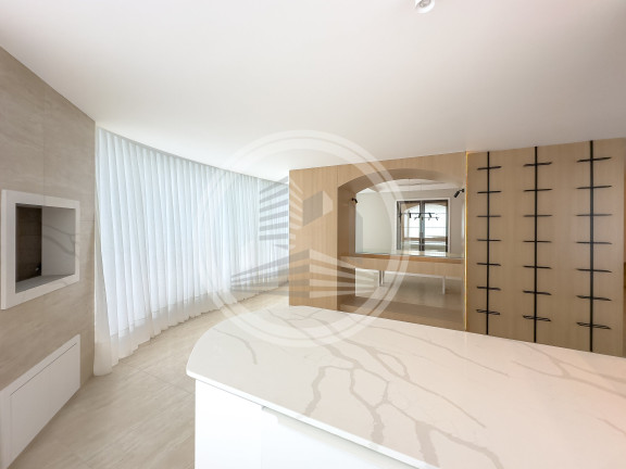 Imagem Apartamento com 3 Quartos à Venda, 179 m² em Centro - Balneário Camboriú Imagem Apartamento com 3 Quartos à Venda, 179 m² em Centro - Balneário Camboriú