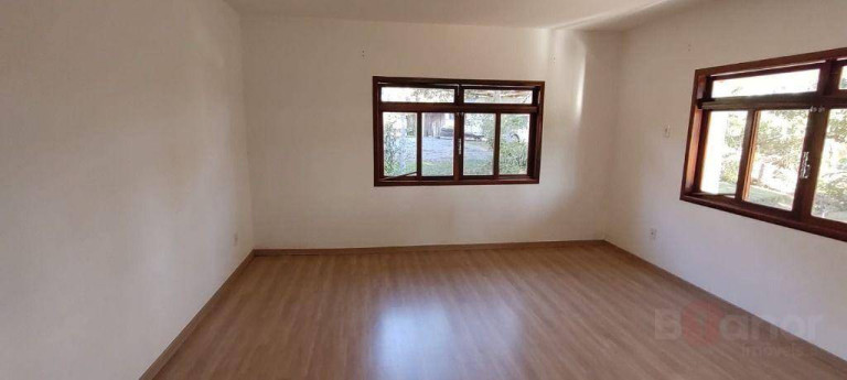 Imagem Casa com 3 Quartos para Alugar, 209 m² em Badenfurt - Blumenau Imagem Casa com 3 Quartos para Alugar, 209 m² em Badenfurt - Blumenau