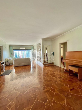 Imóvel com 3 Quartos à Venda, 270 m² em Cambuci - São Paulo