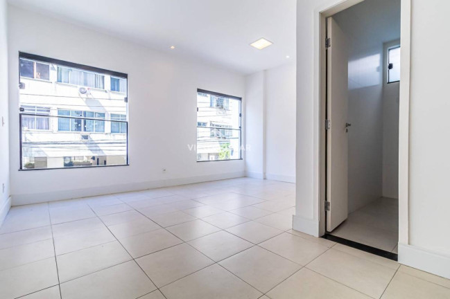 Imagem Casa com 6 Quartos à Venda, 677 m² em Laranjeiras - Rio De Janeiro