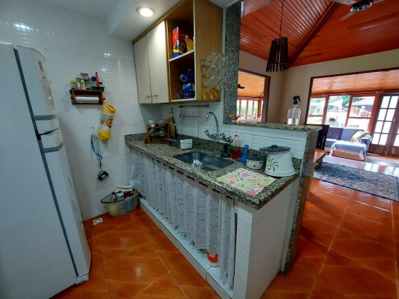 Imagem Casa com 5 Quartos à Venda, 132 m² em Albuquerque - Teresópolis Imagem Casa com 5 Quartos à Venda, 132 m² em Albuquerque - Teresópolis