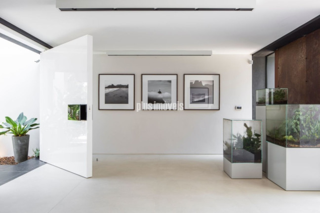Imagem Casa com 3 Quartos à Venda, 723 m² em Jardim Paulista - São Paulo Imagem Casa com 3 Quartos à Venda, 723 m² em Jardim Paulista - São Paulo