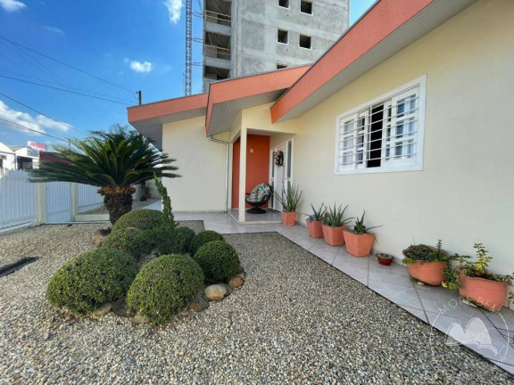 Imagem Casa com 4 Quartos à Venda, 280 m² em Brusque