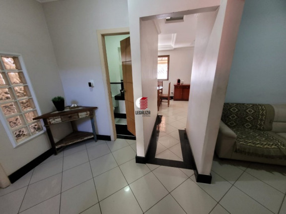 Imagem Casa com 4 Quartos à Venda, 253 m² em Parque Residencial Laranjeiras - Serra