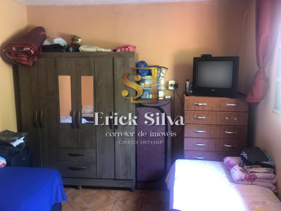 Imagem Casa com 6 Quartos à Venda, 200 m² em Padroeira - Osasco Imagem Casa com 6 Quartos à Venda, 200 m² em Padroeira - Osasco