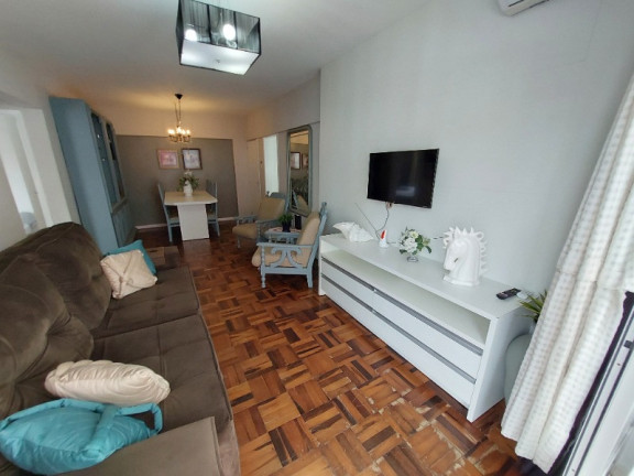 Apartamento com 2 Quartos para Alugar, 70 m² em Centro - Balneário Camboriú