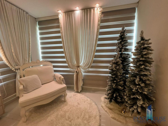 Imagem Apartamento com 4 Quartos à Venda, 141 m² em Centro - Balneário Camboriú Imagem Apartamento com 4 Quartos à Venda, 141 m² em Centro - Balneário Camboriú