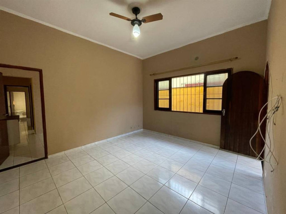 Imagem Casa com 2 Quartos à Venda, 77 m² em Vila Tupi - Praia Grande