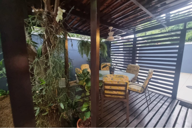 Imagem Casa com 6 Quartos à Venda, 221 m² em Barra Da Tijuca - Rio De Janeiro Imagem Casa com 6 Quartos à Venda, 221 m² em Barra Da Tijuca - Rio De Janeiro