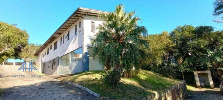 Imagem Casa com 5 Quartos à Venda, 600 m² em Itacorubi - Florianópolis