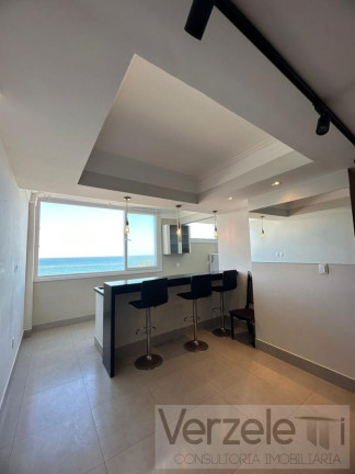 Imagem Apartamento com 4 Quartos para Temporada, 170 m² em Centro - Balneário Camboriú Imagem Apartamento com 4 Quartos para Temporada, 170 m² em Centro - Balneário Camboriú