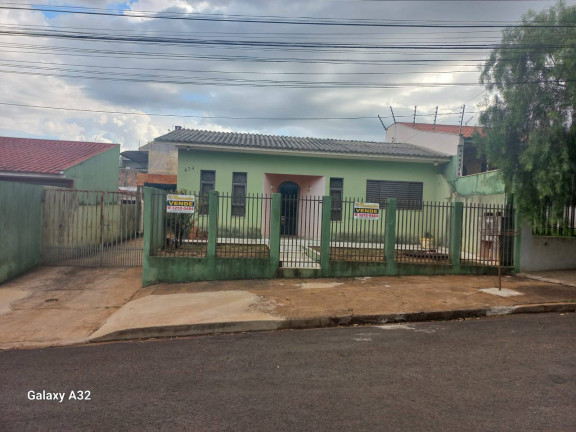 Imagem Casa com 3 Quartos à Venda, 300 m² em Jardim Panorama - Arapongas Imagem Casa com 3 Quartos à Venda, 300 m² em Jardim Panorama - Arapongas