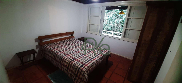 Imagem Casa com 7 Quartos à Venda, 300 m² em Angra Dos Reis - Angra Dos Reis Imagem Casa com 7 Quartos à Venda, 300 m² em Angra Dos Reis - Angra Dos Reis
