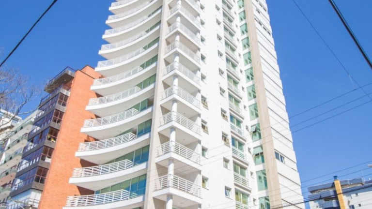 Apartamento com 3 Quartos à Venda, 202 m² em Centro - Torres