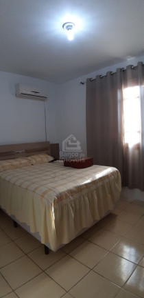 Imagem Casa com 3 Quartos à Venda, 171 m² em Pé De Plátano - Santa Maria