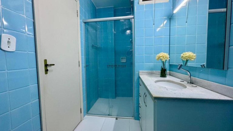 Imagem Apartamento com 3 Quartos à Venda, 90 m² em Centro Histórico - Porto Alegre Imagem Apartamento com 3 Quartos à Venda, 90 m² em Centro Histórico - Porto Alegre