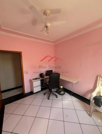 Imagem Casa com 4 Quartos à Venda, 192 m² em Jardim Macarenko - Sumaré Imagem Casa com 4 Quartos à Venda, 192 m² em Jardim Macarenko - Sumaré