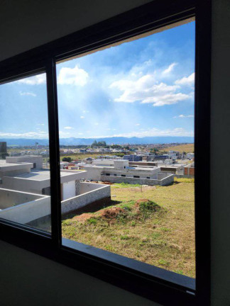 Imagem Casa com 3 Quartos à Venda, 250 m² em Parque Residencial Maria Elmira - Caçapava