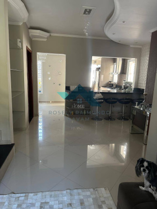 Imagem Casa com 3 Quartos à Venda, 250 m² em Jundiaí