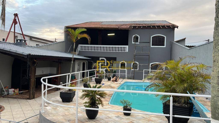Imagem Sobrado com 4 Quartos à Venda, 223 m² em Tude Bastos (sítio Do Campo) - Praia Grande Imagem Sobrado com 4 Quartos à Venda, 223 m² em Tude Bastos (sítio Do Campo) - Praia Grande
