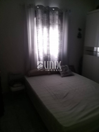 Imagem Casa com 3 Quartos à Venda, 186 m² em Bela Vista - Campos Dos Goytacazes