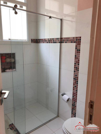 Imagem Casa com 5 Quartos à Venda, 237 m² em Jardim América - Jacareí Imagem Casa com 5 Quartos à Venda, 237 m² em Jardim América - Jacareí
