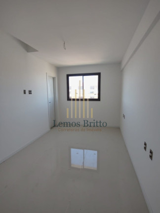 Imagem Imóvel com 4 Quartos à Venda, 10 m² em Caminho Das árvores - Salvador Imagem Imóvel com 4 Quartos à Venda, 10 m² em Caminho Das árvores - Salvador