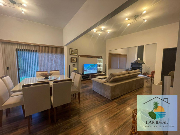 Imagem Casa com 3 Quartos à Venda, 4.000 m² em Cascatinha - Nova Friburgo