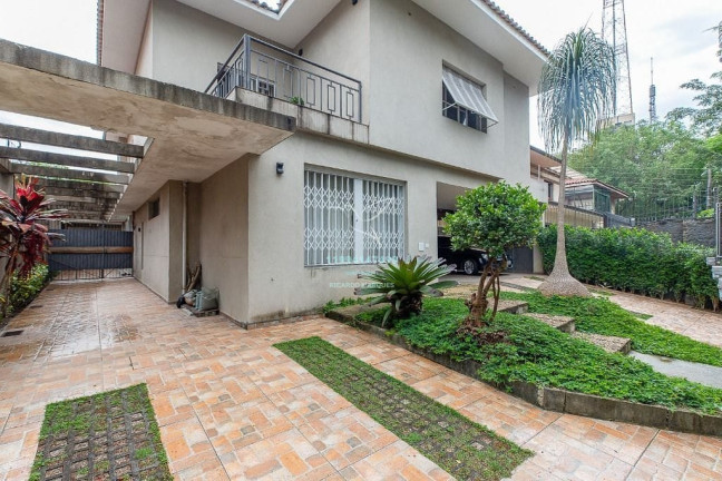 Imagem Casa com 4 Quartos à Venda, 395 m² em Sumaré - São Paulo Imagem Casa com 4 Quartos à Venda, 395 m² em Sumaré - São Paulo