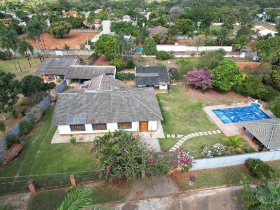 Imagem Chácara com 6 Quartos à Venda, 660 m² em Condomínio Parque Dos Cisnes - Goiânia Imagem Chácara com 6 Quartos à Venda, 660 m² em Condomínio Parque Dos Cisnes - Goiânia