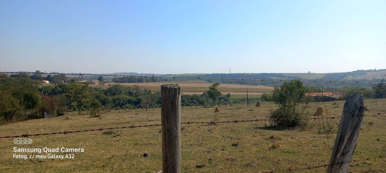Terreno à Venda, 336 m² em Iperó