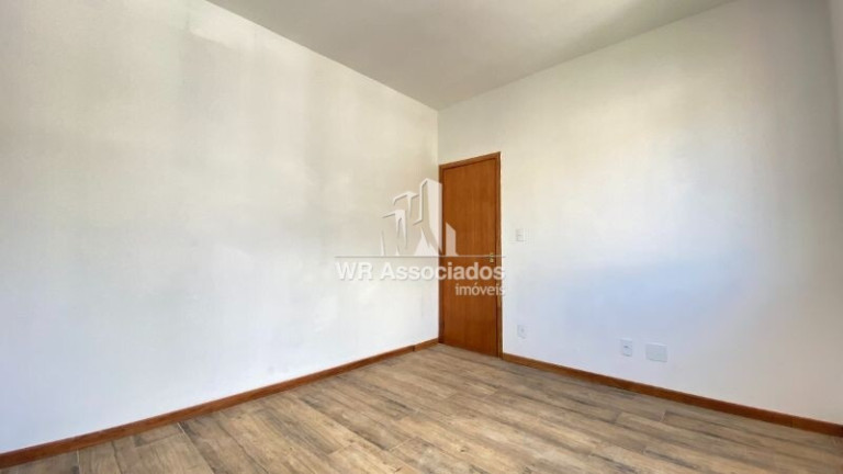 Imagem Apartamento com 2 Quartos à Venda, 70 m²