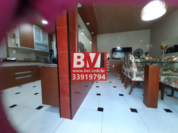 Imagem Casa com 3 Quartos à Venda, 205 m² em Vila Kosmos - Rio De Janeiro Imagem Casa com 3 Quartos à Venda, 205 m² em Vila Kosmos - Rio De Janeiro